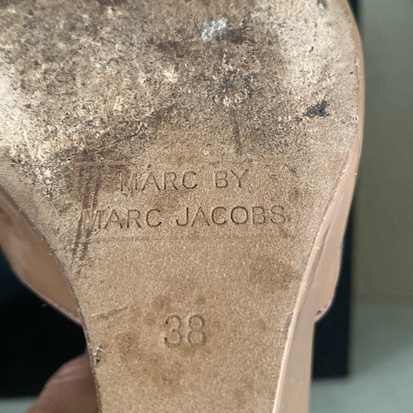 Marc by Marc Jacobs patent nude leather wedge peep toe platform - Picture 6 of 7